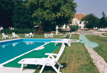 Pool & Garden