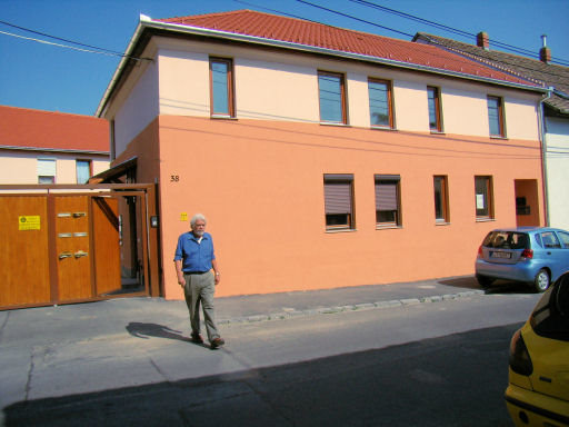 Streetfront with Garage access